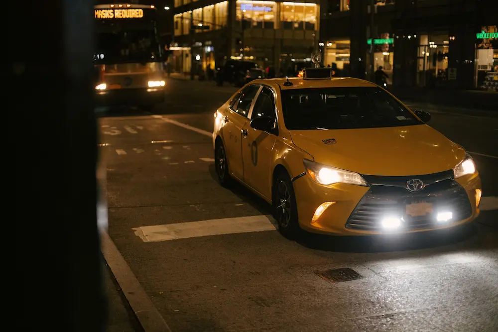 Profesjonalne taxi w Brzegu Dolnym – szybki transport z ZTP Radio Taxi